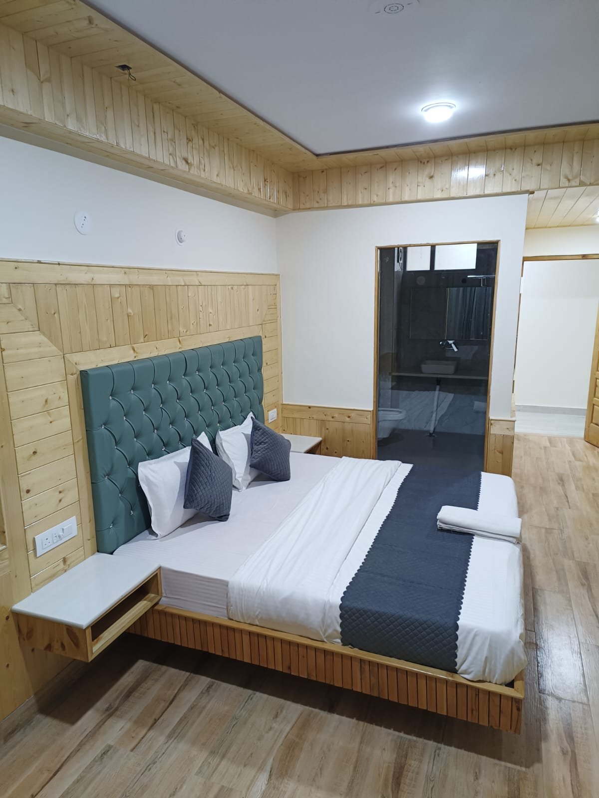 BTH Hotels & Resorts – Rooms & interiors, view 29